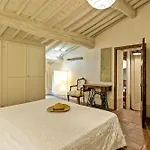 Rustic Loft Among Vineyards And Olive Groves In Tuscany *