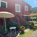 Rustic Loft Among Vineyards And Olive Groves In Tuscany بيت للعطل *