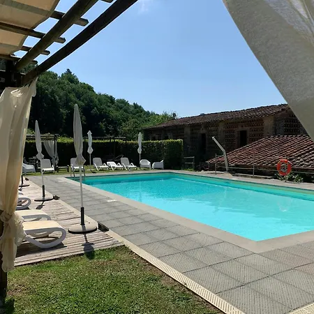 Rustic Loft Among Vineyards And Olive Groves In Tuscany * لوكا